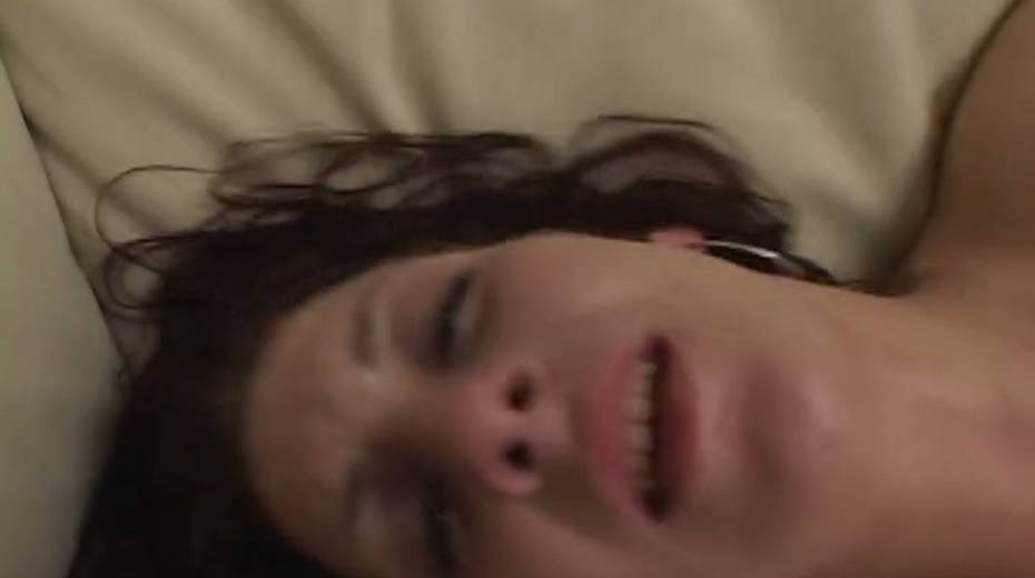 Voracious dark haired whore with awesome body gets drilled hard - 9. pic