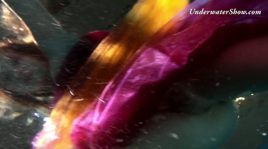 Breath taking underwater show featuring sexy babe in dress - 12. pic