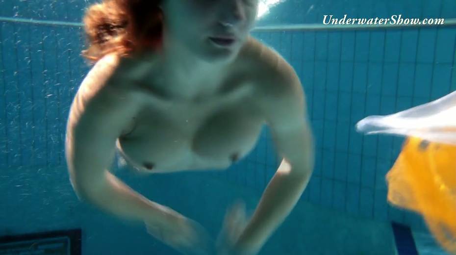 Breath taking underwater show featuring sexy babe in dress - 13. pic