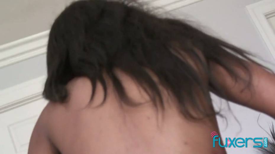 White dude fucks palatable chocolate chick living nextdoor - 13. pic