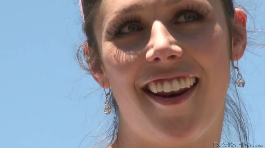 Spoiled stepmother enjoys watching how cowboy fucks her nasty stepdaughter Alana Evans - 2. pic