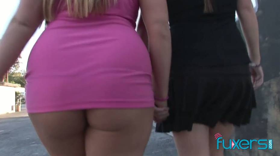 Two killing hot chicks are flashing boobies and twerking their asses - 6. pic