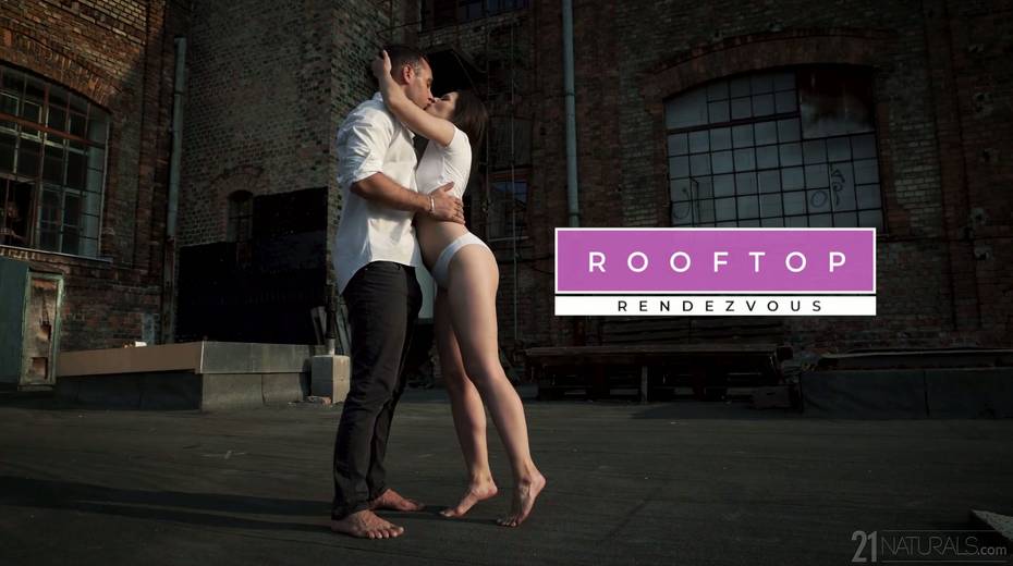 Pretty boy Raul Costa and beautiful girl Lizi Vogue are making love like there's no tomorrow - 3. pic