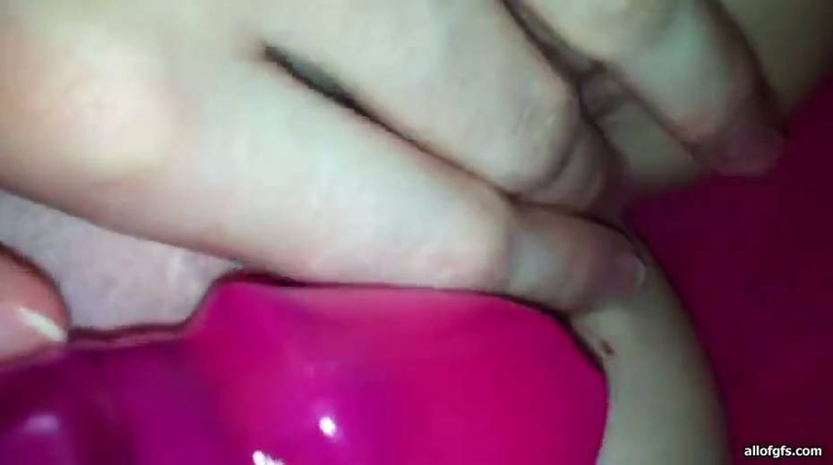 Fuck starving Russian chick pleases her wet pussy with purple sex toy - 13. pic