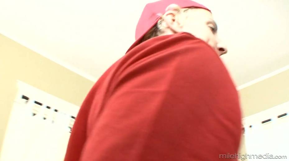 Blond dyke Dylan Ryan enjoys having dirty sex with brunette nextdoor chick - 7. pic