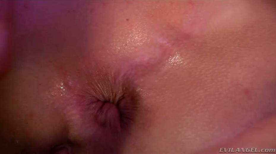 To say this party whore loves anal sex would be an understatement - 7. pic
