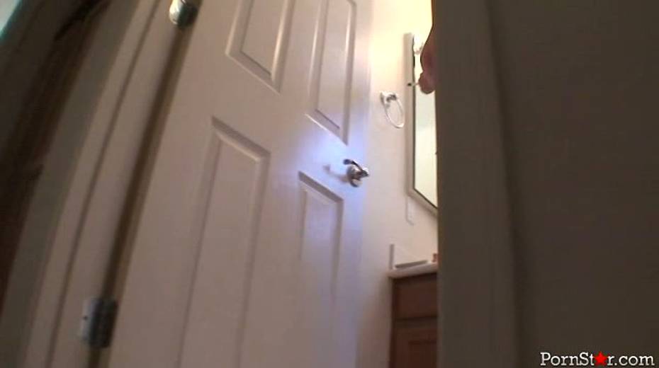 Curvaceous blonde wife Denice K gives head to her hubby - 6. pic