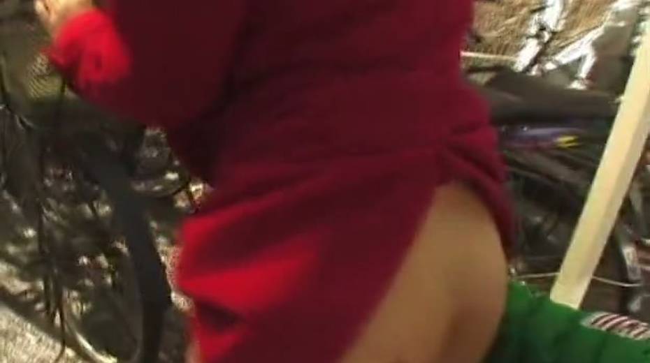 Lustful exhibitionist gets her hairy pussy licked on a parking lot - 2. pic