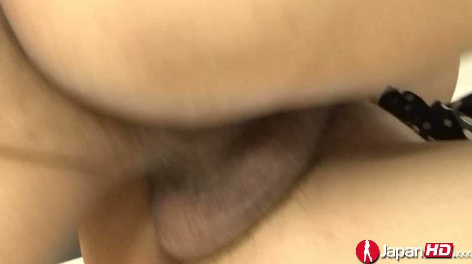 Sizzling Asian hottie Ai is having sex fun with her client - 13. pic
