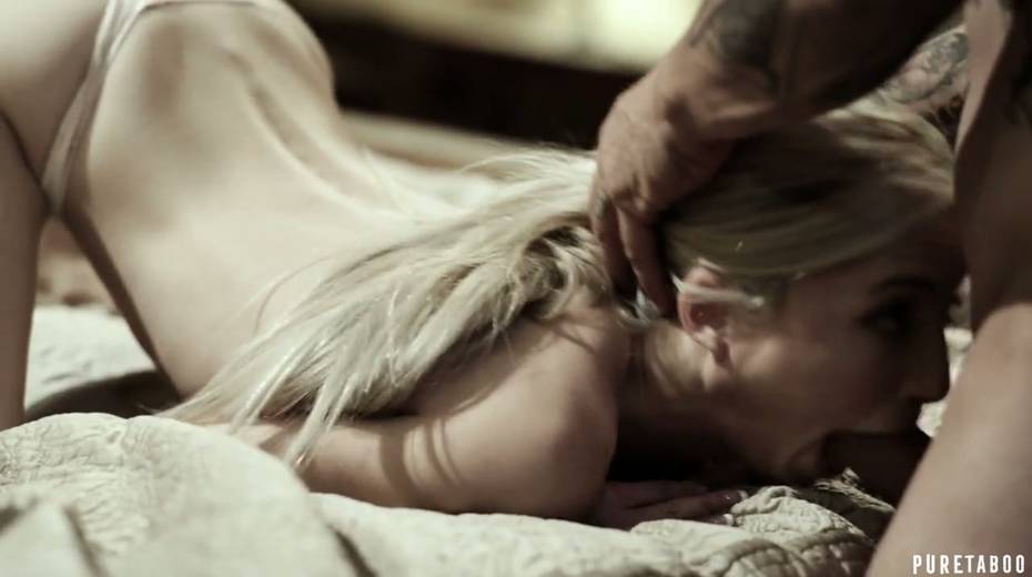 Petite blond step daughter Piper Perri is fucked by well endowed young step daddy - 9. pic