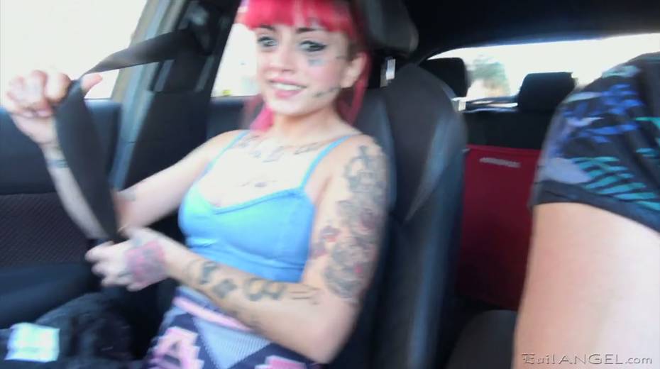 Tattooed emo whore Candy Doll gives a blowjob in the car and gets fucked in public - 2. pic
