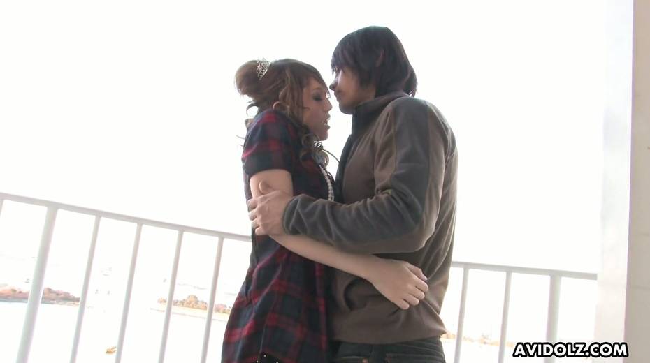 Dude picks up and fucks pretty hot Japanese girl Rino Mizusawa and cums in her pussy - 5. pic