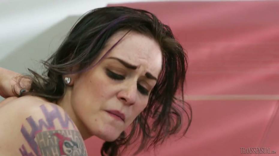 Sexy shemale doctor Natalie Mars is fucking sex tattooed patient - 26. pic