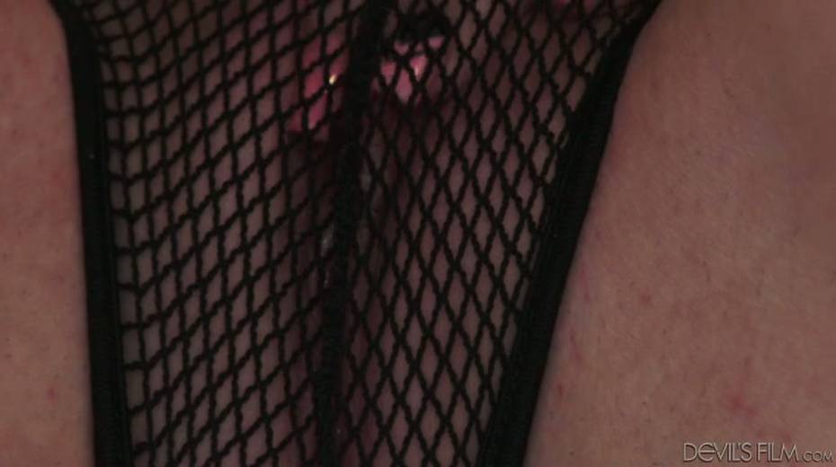 Sexy chicks with well stacked bodies rub their shaved slits - 14. pic