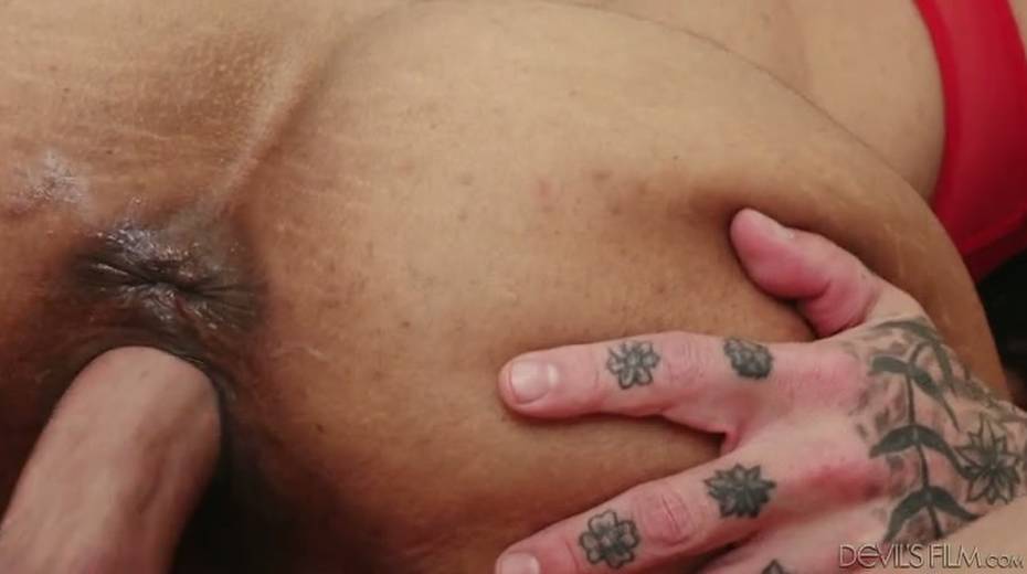 Sizzling hocchie Angelic Black gives splendid blowjob - 10. pic
