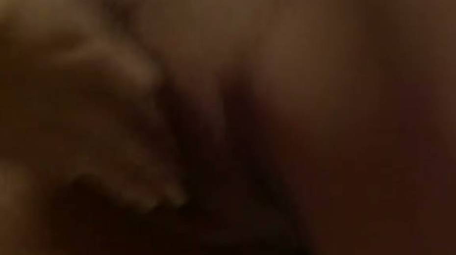 Wild FFM threesome with busty vintage babes licking pussies - 5. pic