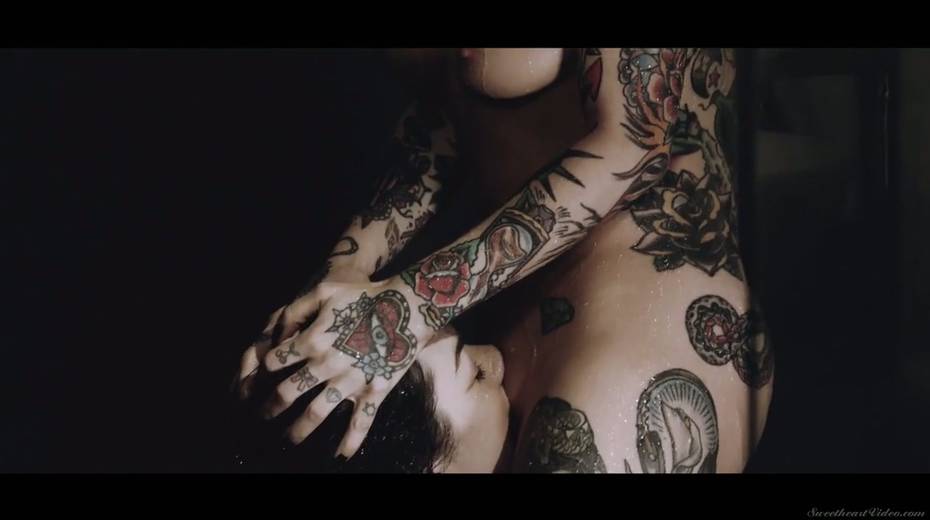 Lecherous tattooed whore Joanna Angel knows how to make GF cum several times - 17. pic