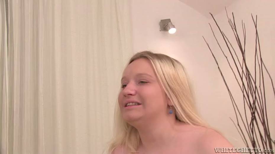Horny pregnant slut sucking big cock balls deep - 7. pic
