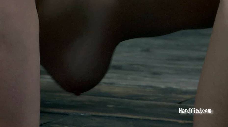 Sex-slave with butt plug is washing dirty floor - 4. pic