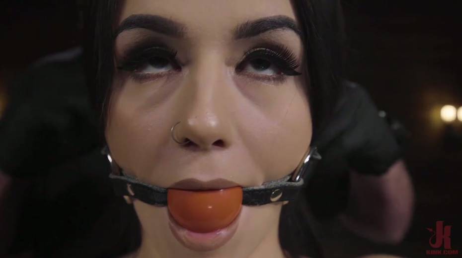 Crucified on the floor chick Rosalyn Sphinx gets her pussy punished with vibrator - 3. pic
