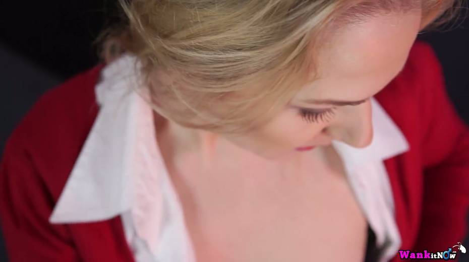 Great POV blowjob and tugjob by whorish college chick Aston Wilde - 4. pic