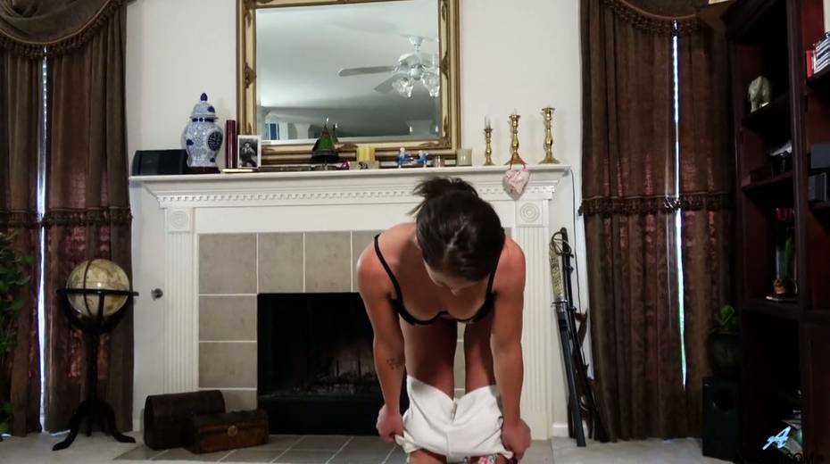 Insatiable housewife Alice Potts is fucking her pussy and anus on the floor - 10. pic