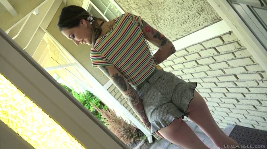 Kinky tattooed dude drills mouth and pussy of nasty chick Rocky Emerson - 3. pic