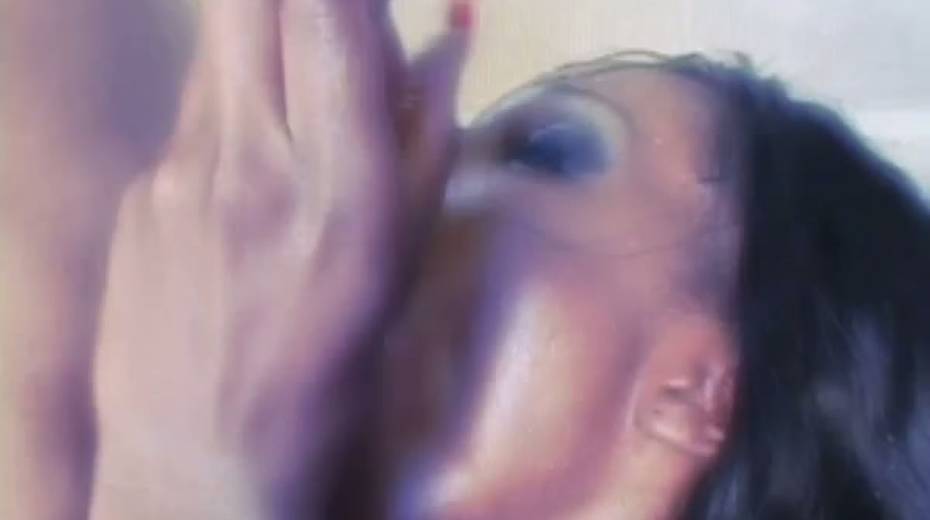 This ebony chick has got the full package and fucks like a total whore - 7. pic