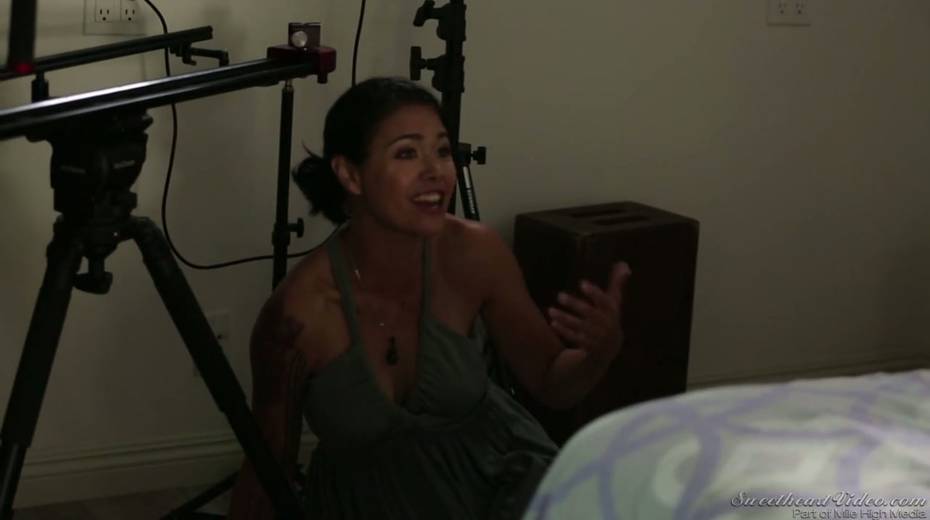 Famous porn models give and interview and fondle each other at the same time - 11. pic