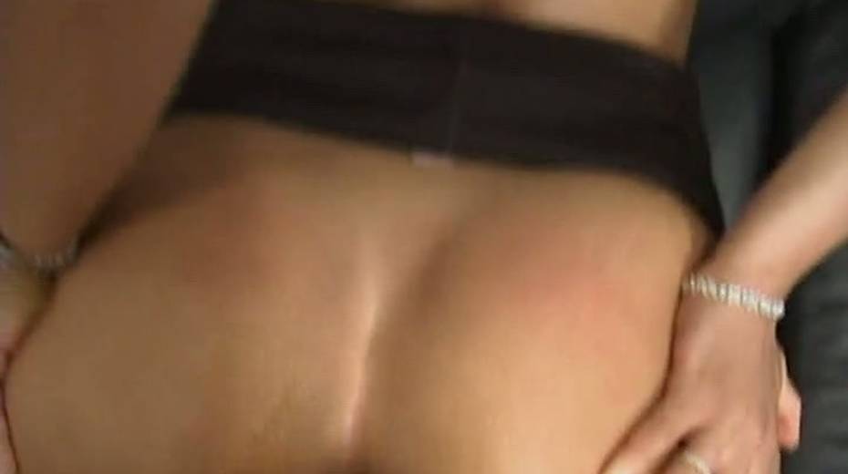 Sextractive Latina babe screwed deep in her tight anus in a doggy position - 10. pic
