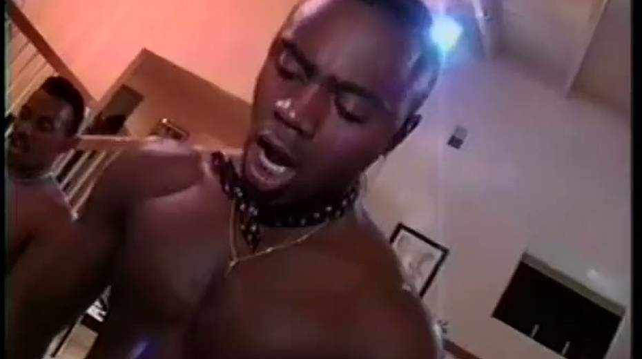 Black dudes fuck their black girlfriend in group sex orgy - 13. pic