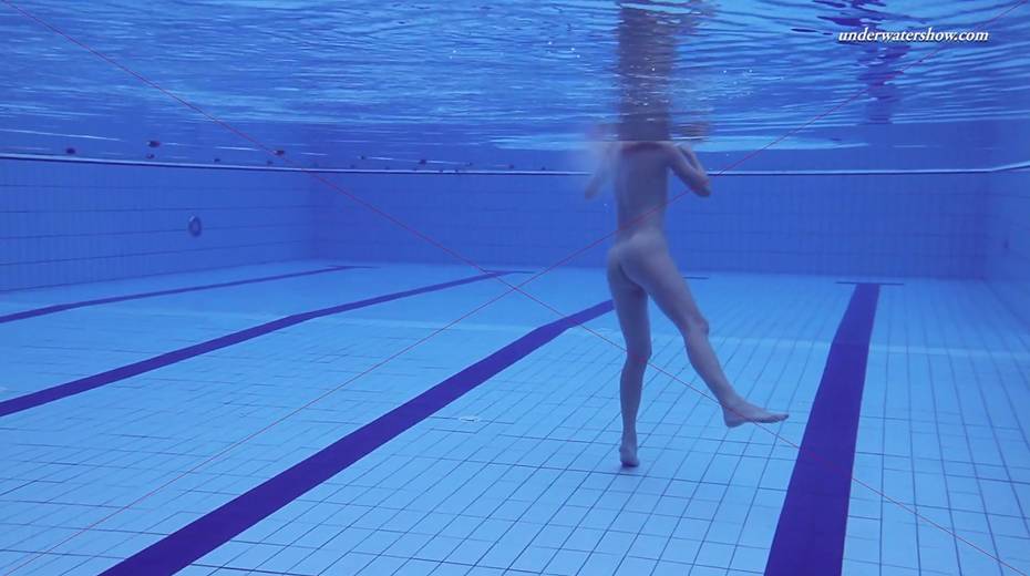 Sport swimming babe Elena Proklova is stripping under the water - 15. pic