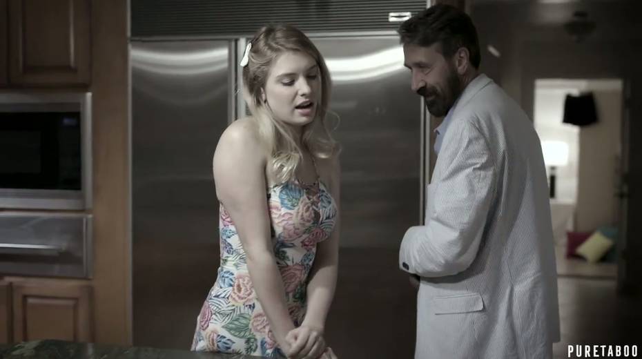 Stepdad gives a cunnilingus and fucks lovely Giselle Palmer right on the kitchen table - 5. pic