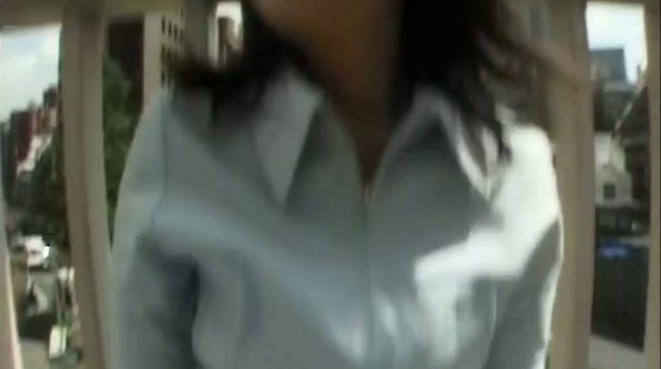 Attractive Japanese actress flashes her privates in public places - 14. pic