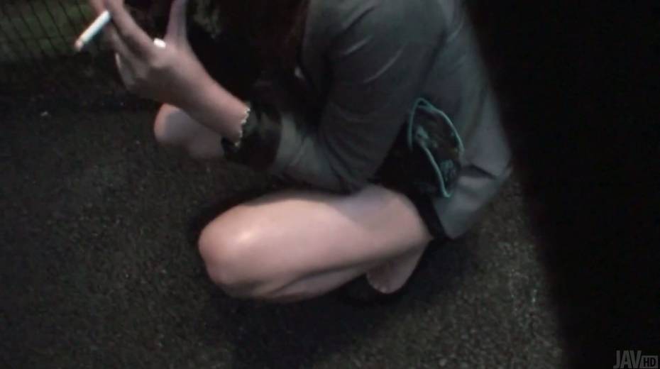 Crazy Asian bitch Hikaru Kirameki pisses in the bowl and gives blowjob - 2. pic