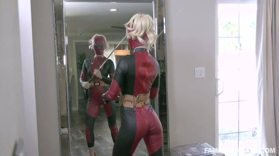 Crazy cosplay sex featuring seductive blonde in Ant-man suit Bella Rose - 3. pic