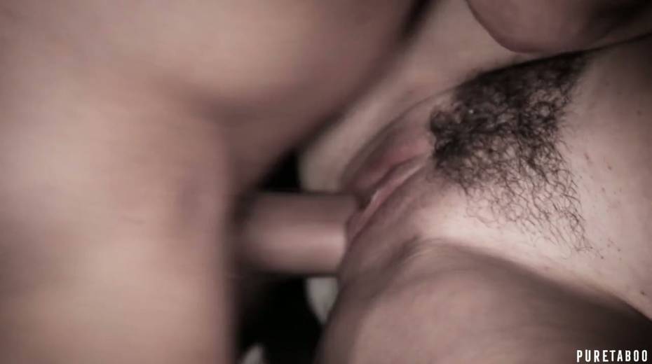Killing hot babe Aubrey Sinclair is making love with one horny dude - 26. pic