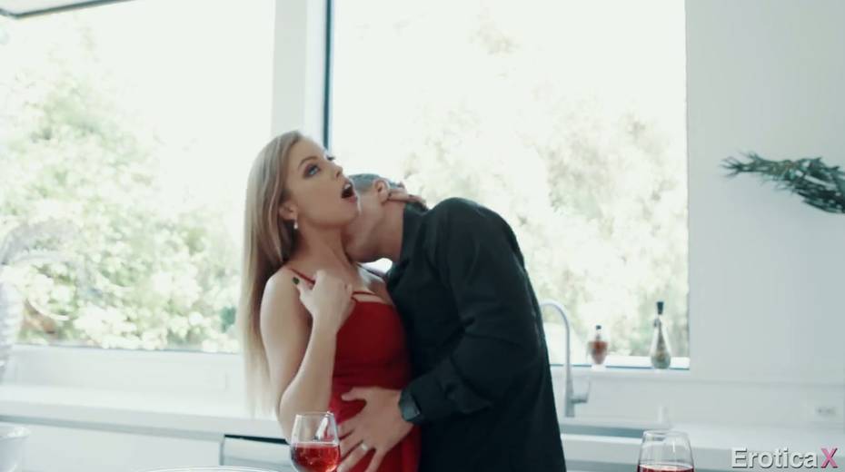 Man eating bitch Britney Amber is fucked right in the kitchen - 3. pic