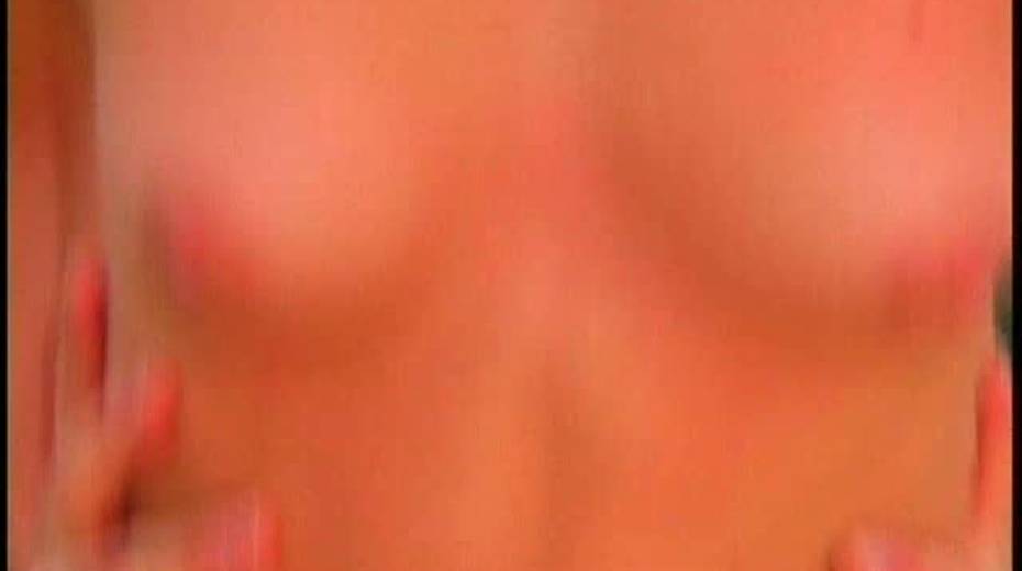 Redhead Gen Padova with pigtails provides dude with blowjob on picnic - 5. pic