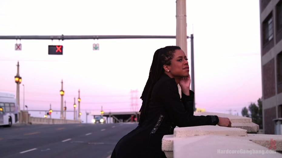 Black bitch Kira Noir is fucked bu several well endowed hunks - 3. pic