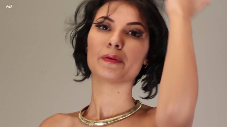 Charming babe from Venezuela Natali Leon masturbates her captivating pussy - 10. pic