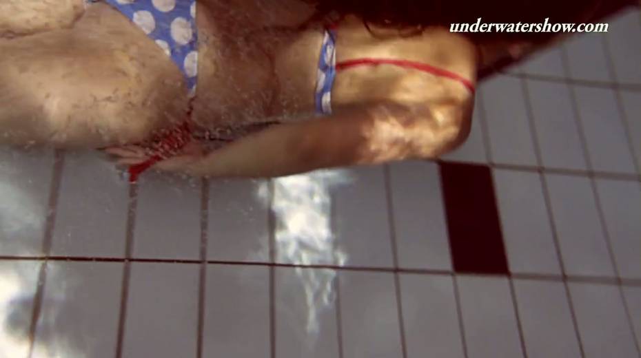 Alluring hottie Iva Brizgina and her nasty GF are stripping under the water - 3. pic