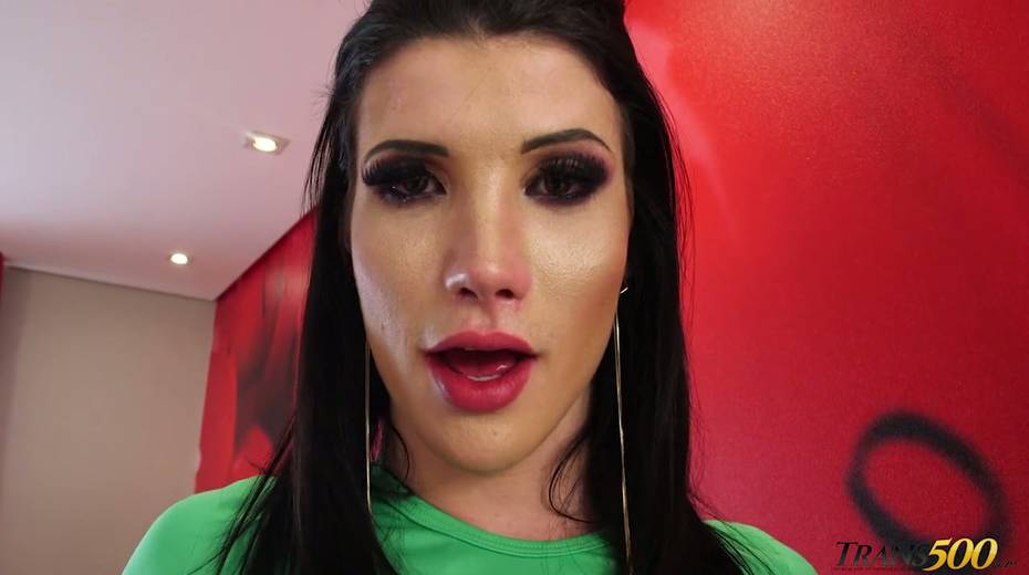 Busty T-girl Victoria Carvalho gives a tugjob and blowjob in hot POV clip - 4. pic