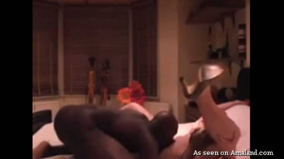 Stunning white MILF sucking big black dick balls deep - 6. pic