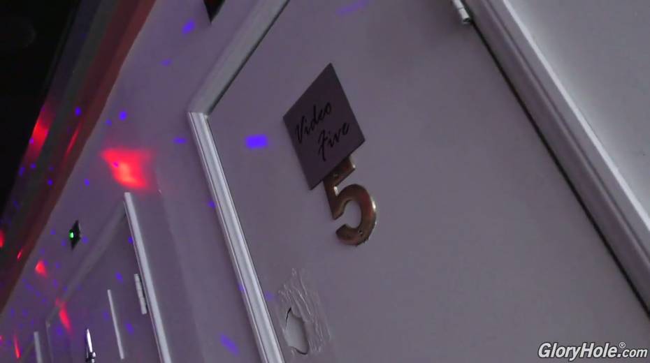 Slutty babe with super sexy cleavage Nina North goes wild in the glory hole room - 4. pic