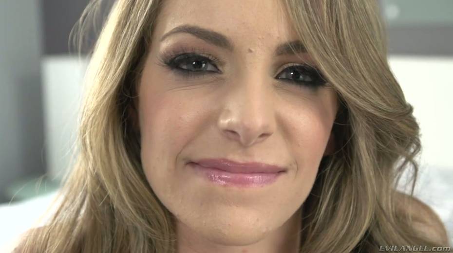 Beautiful actress Kimmy Granger shows her sweet looking pussy - 12. pic