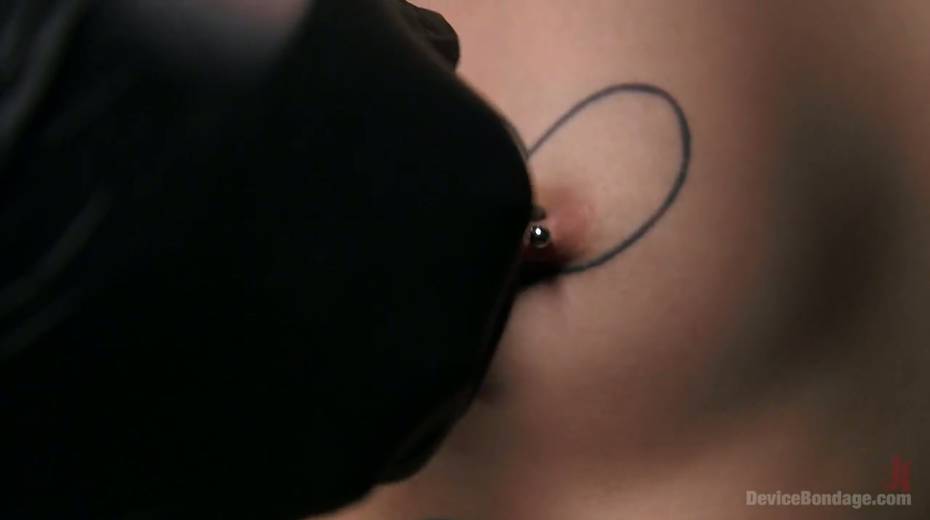 Tattooed bald headed bitch Leigh Raven is tied up and punished - 12. pic