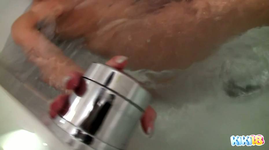 Sinful teen Kiki is playing with her hungry hole in the bathroom - 7. pic