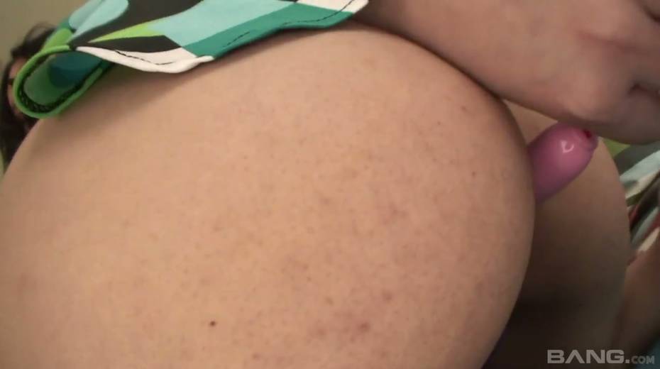 Yummy Asian closeup pussy is toyed and fully satisfied - 25. pic