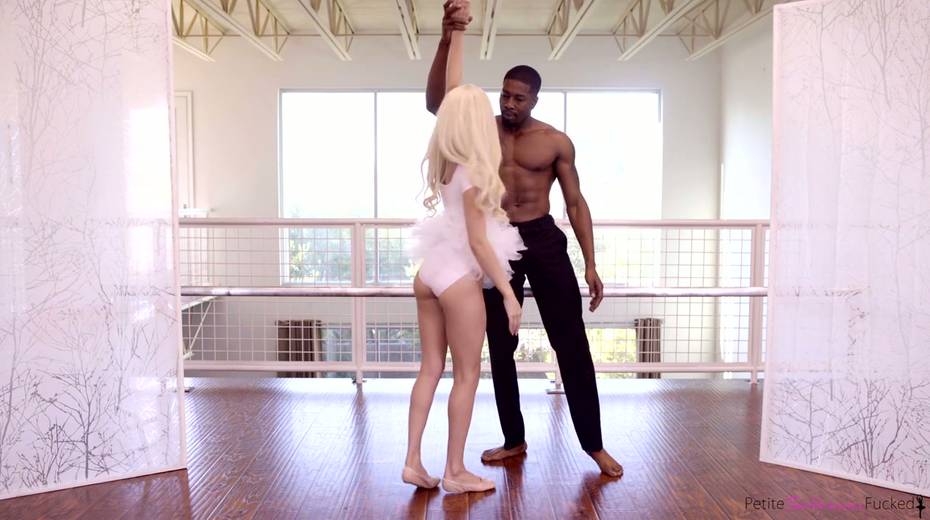 Petite ballerina Elsa Jean gets her pussy and mouth blacked - 3. pic